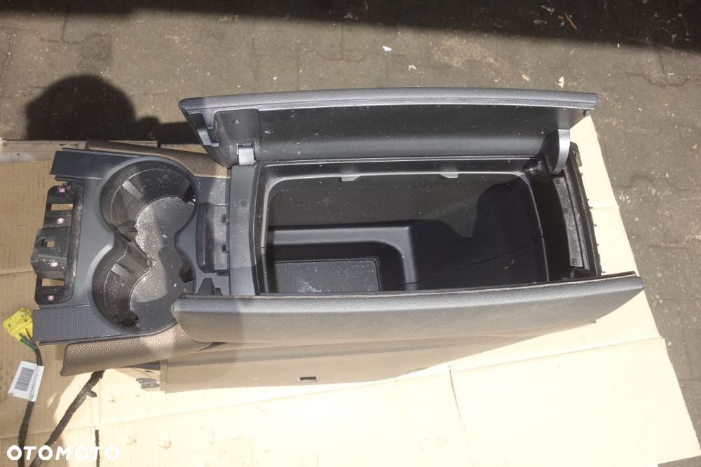 TUNEL ŚRODKOWY CITROEN DS7 - 5