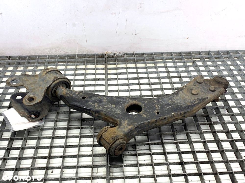 WAHACZ PRAWY PRZÓD  FORD FOCUS III Turnier 2010 - 2022 1.5 TDCi 88 kW [120 KM] olej napędowy 2014 - 2