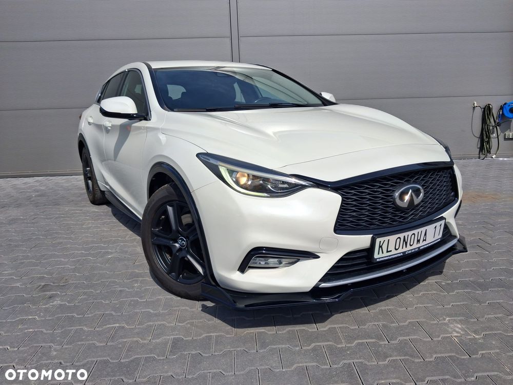 Infiniti Q30 1.5d Premium - 4