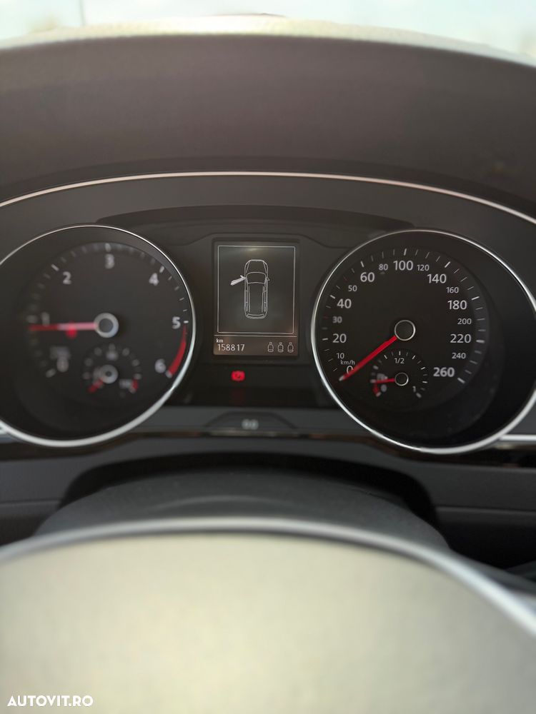 Volkswagen Passat 2.0 TDI Comfortline - 14