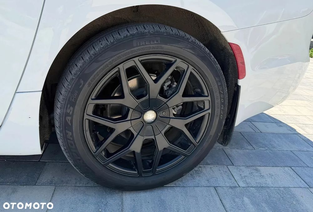 Chrysler Pacifica - 18