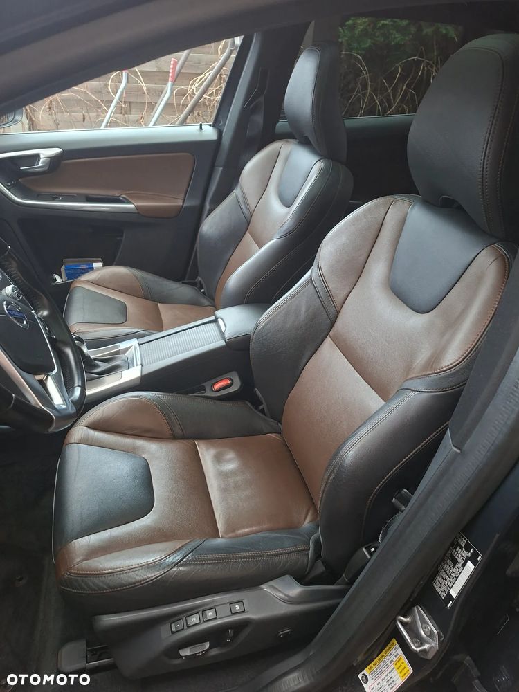 Volvo XC 60 T6 AWD Kinetic - 15