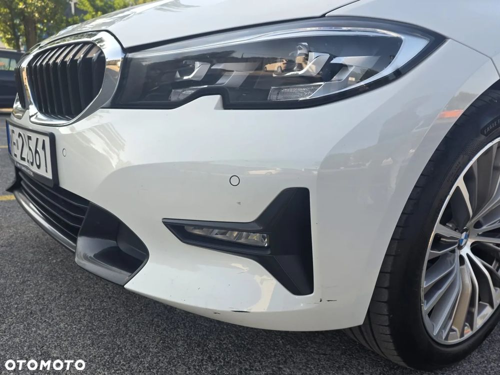 BMW Seria 3 318d - 10