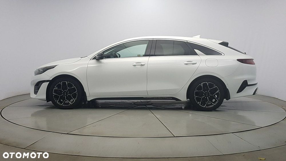 Kia ProCeed - 4