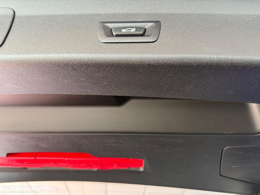 BMW X1 16 d sDrive Advantage Auto - 24
