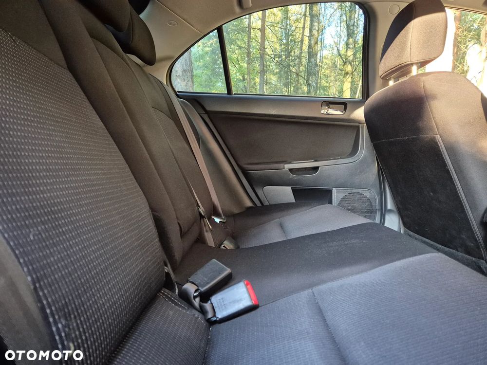 Mitsubishi Lancer 1.8 Instyle CVT - 16