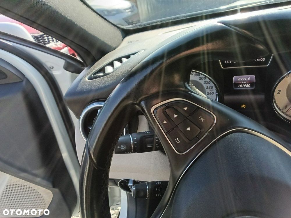 Mercedes-Benz GLA - 25