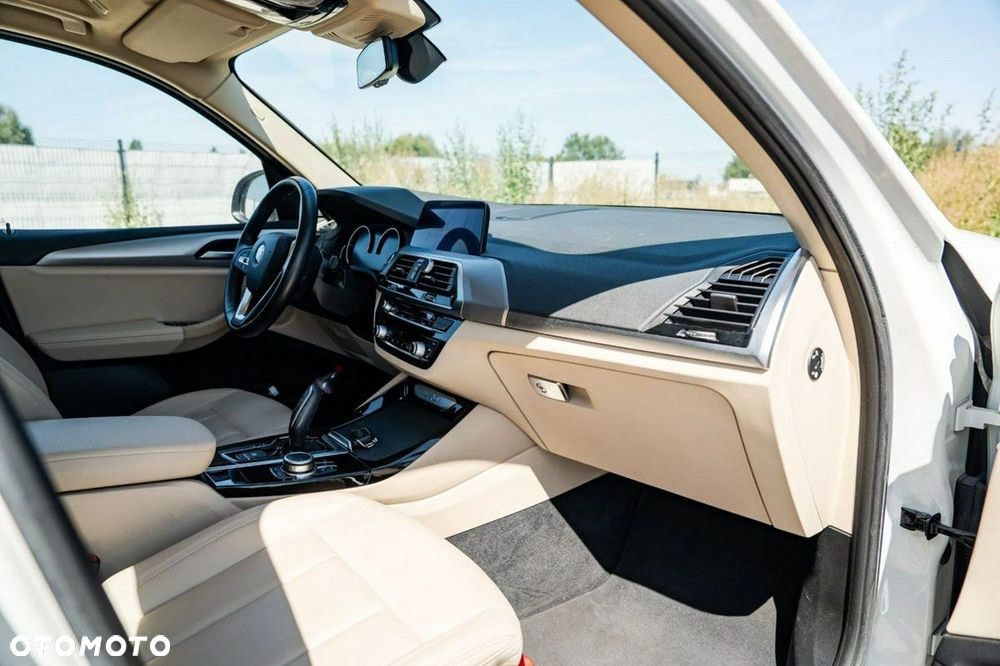 BMW X3 xDrive20i - 21