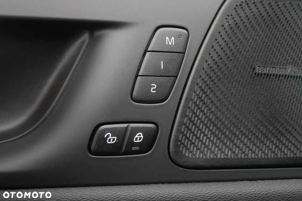 Volvo XC 60 - 29