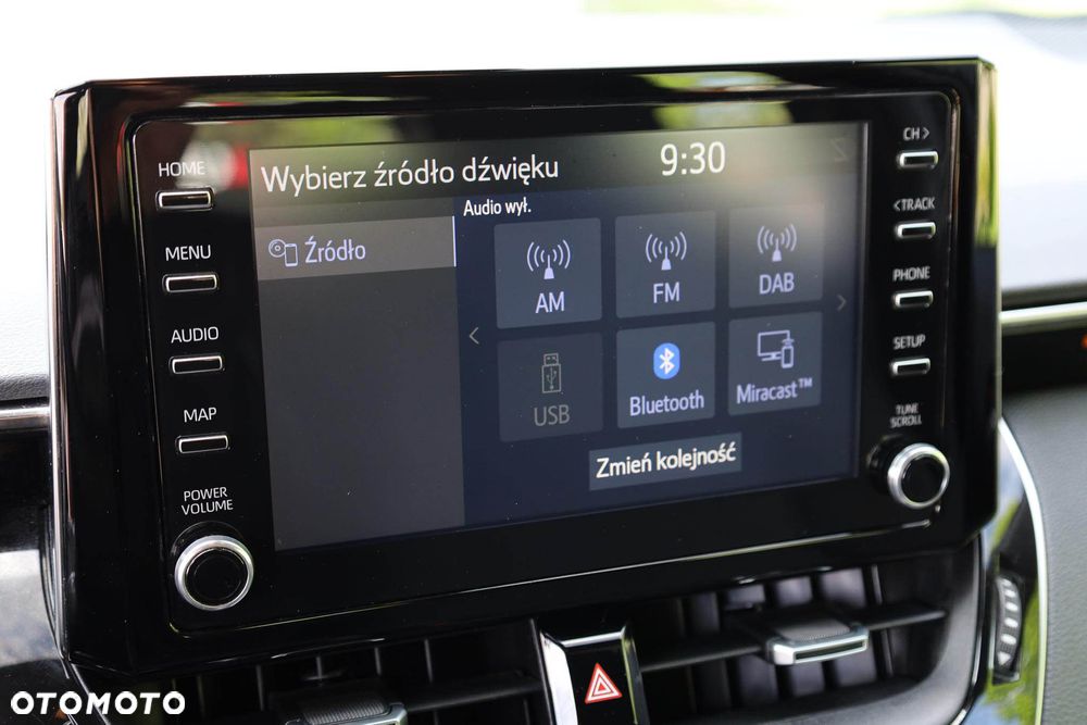 Toyota Corolla 1.8 Hybrid Comfort - 20