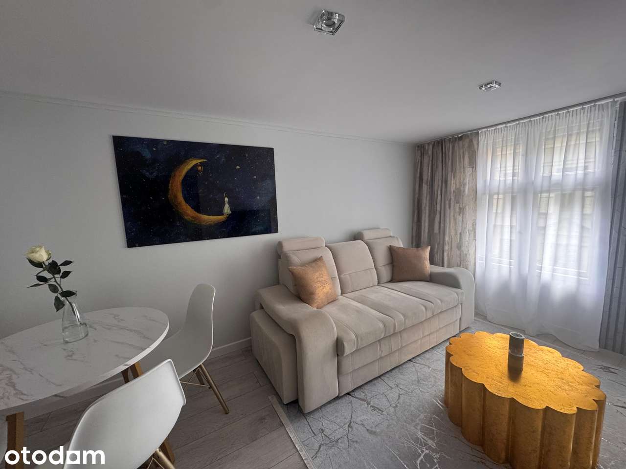 Kawalerka, apartament w kamienicy na Starym Mieście w Toruniu