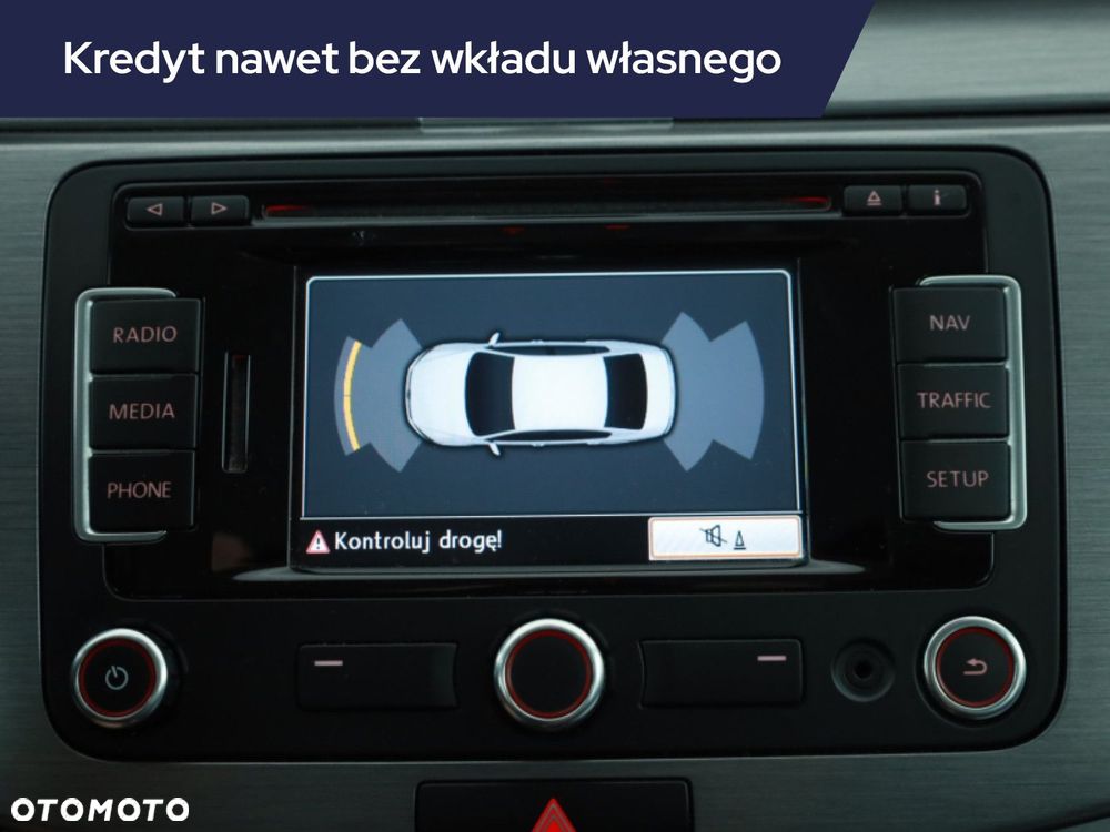 Volkswagen Passat - 15