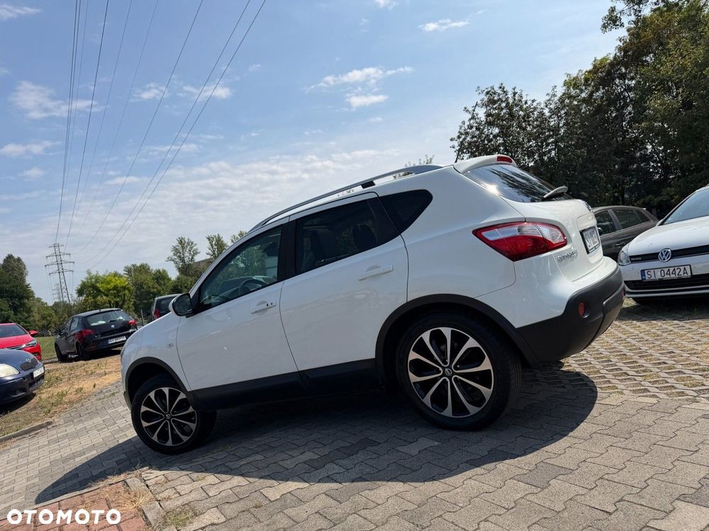 Nissan Qashqai 2.0 4x4 Tekna - 30