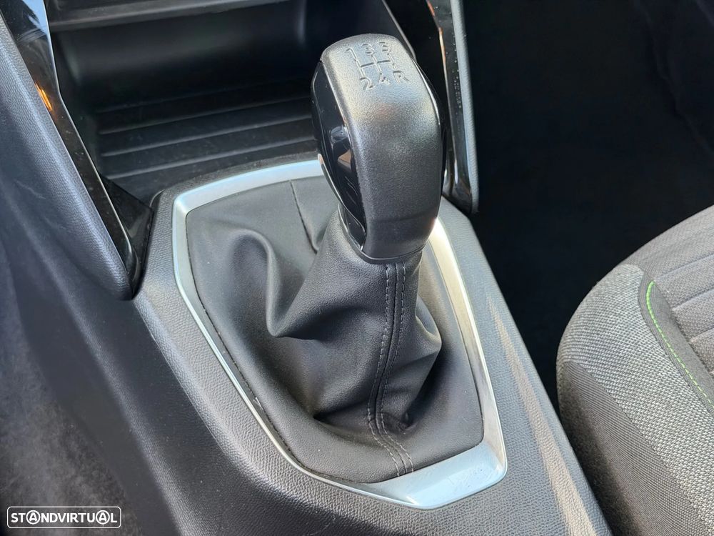 Peugeot 208 1.2 PureTech Active Pack - 15