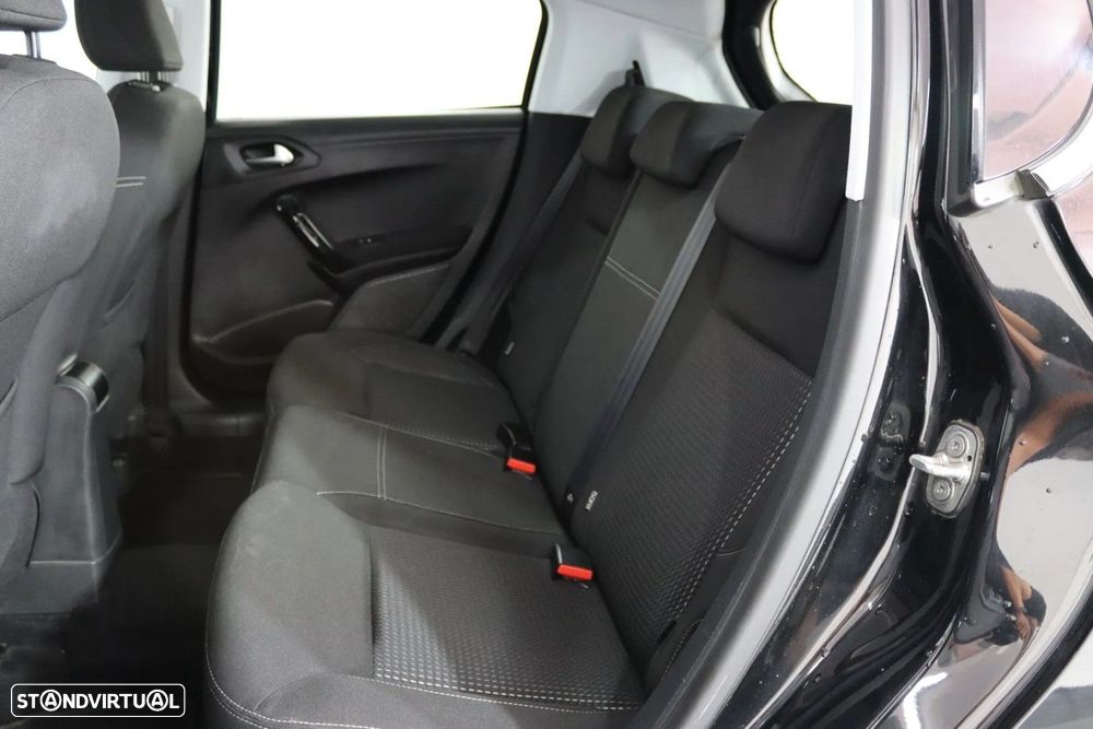 Peugeot 208 1.2 VTi Active - 14