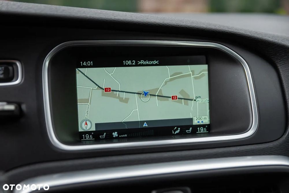 Volvo V40 D2 RDesign - 15