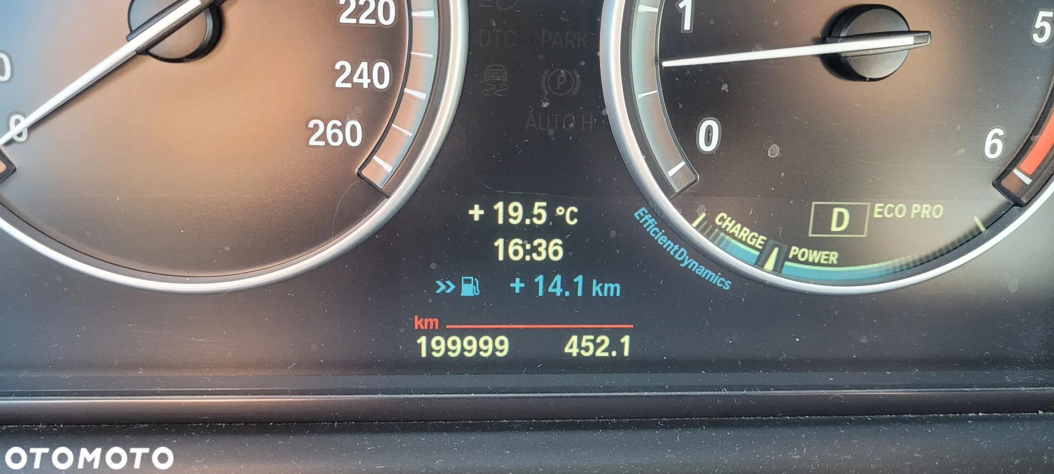 BMW Seria 5 530d xDrive Touring - 7