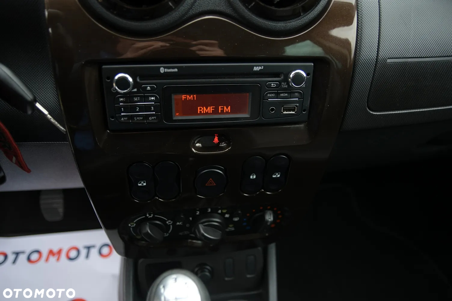 Dacia Duster 1.6 - 29
