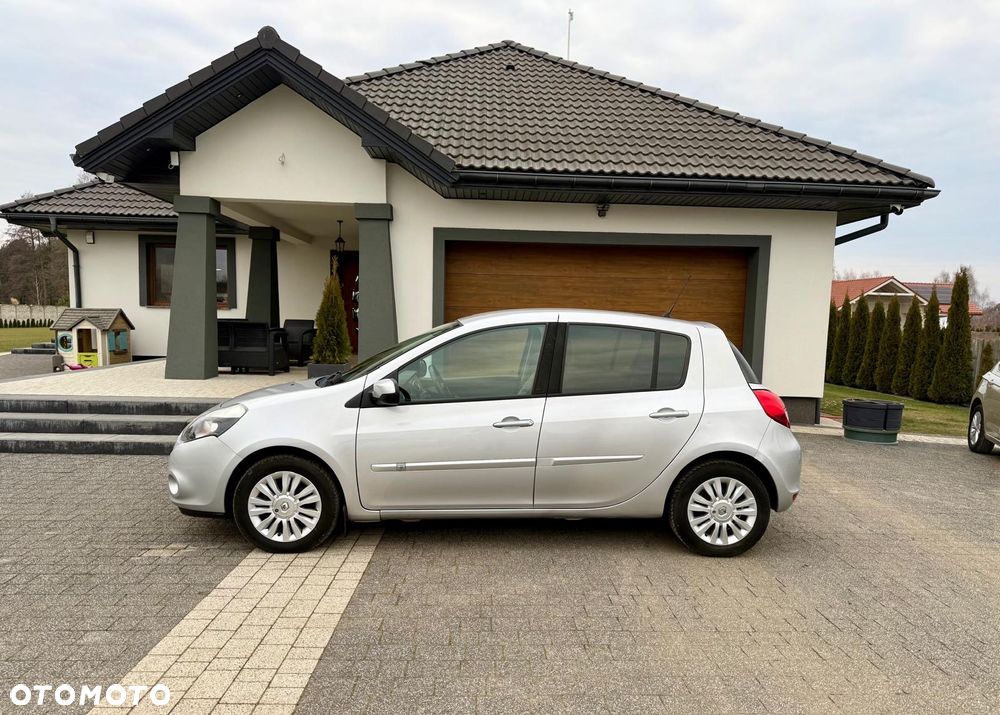 Renault Clio 1.2 16V Intens - 7