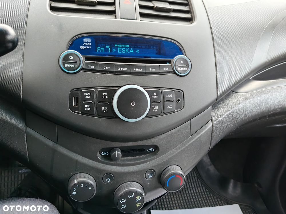 Chevrolet Spark 1.0 LS+ - 24