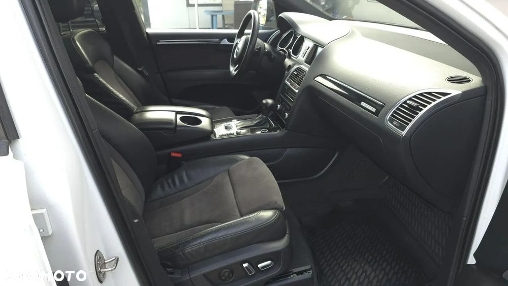 Audi Q7 3.0 TFSI Quattro Tiptronic - 16