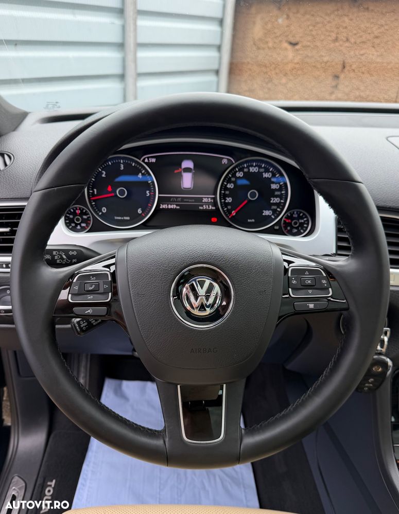 Volkswagen Touareg 3.0 V6 TDI Blue Motion DPF Automatik Exclusive Terrain Tech - 12