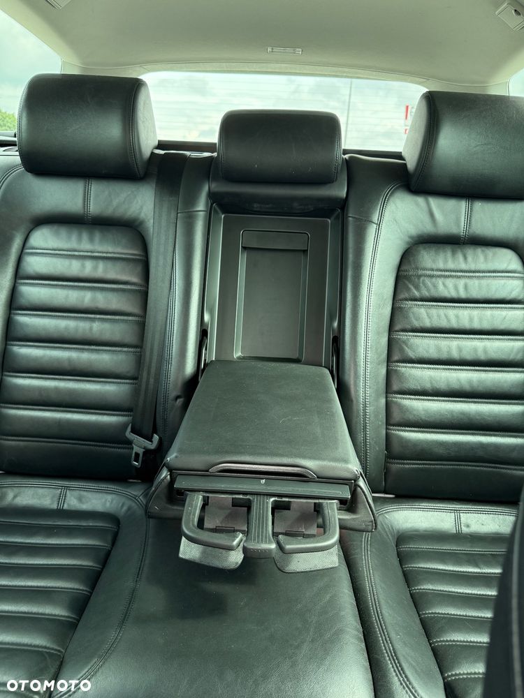 Volkswagen Passat Variant 2.0 TDI 4Mot Highline DSG - 19