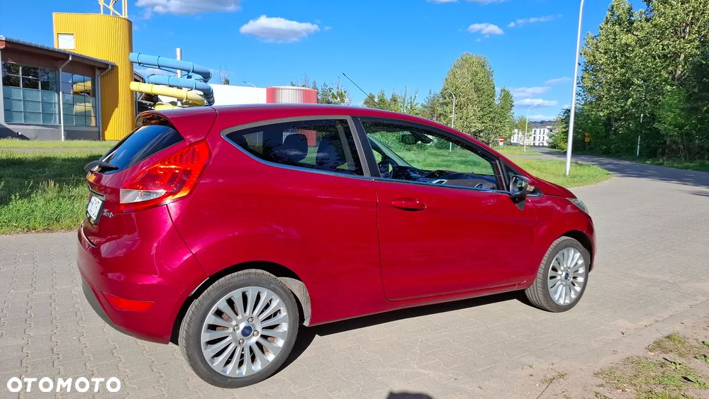Ford Fiesta 1.4 Titanium - 9