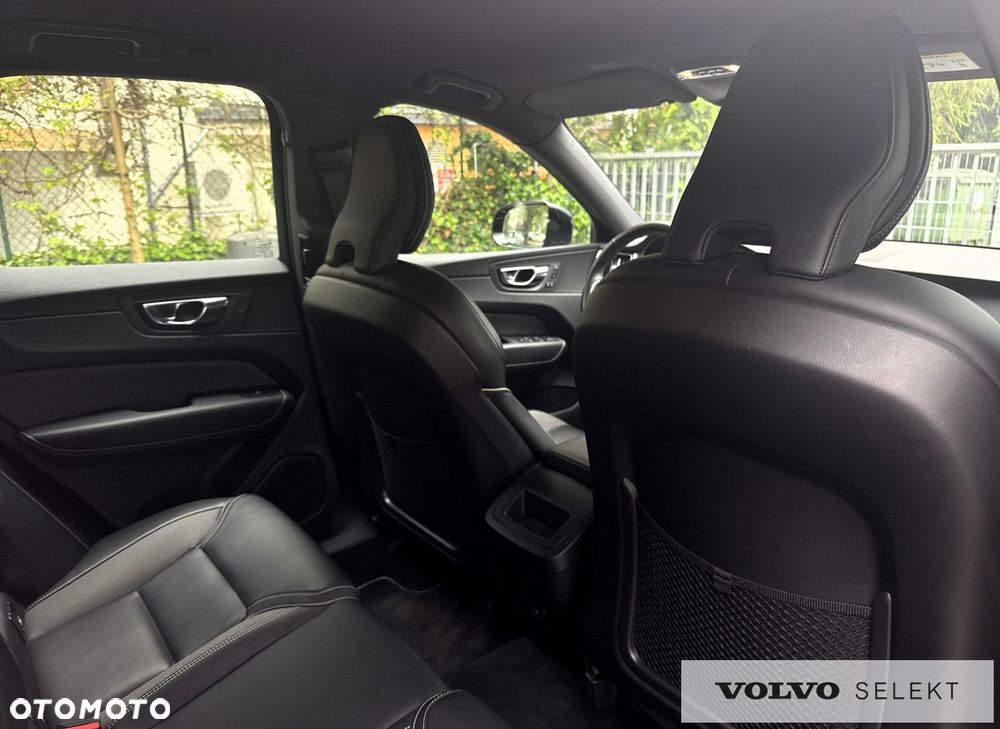 Volvo XC 60 - 30