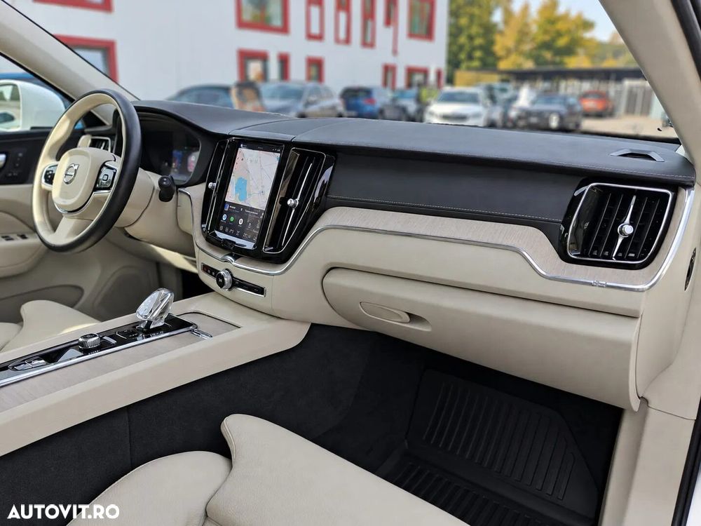 Volvo XC 60 B4 MHEV Inscription - 26