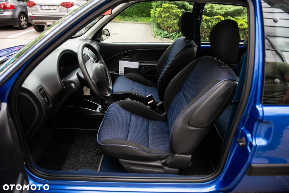 Citroën Saxo 1.1 A - 17