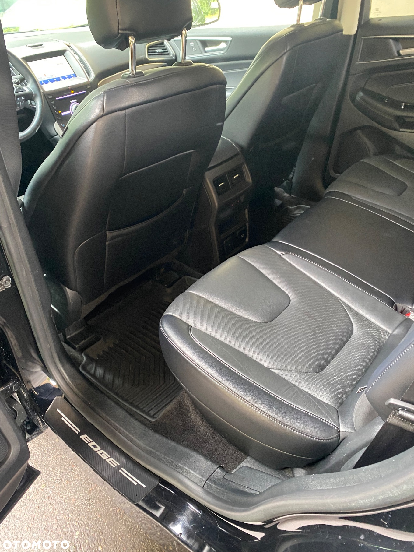 Ford Edge - 17