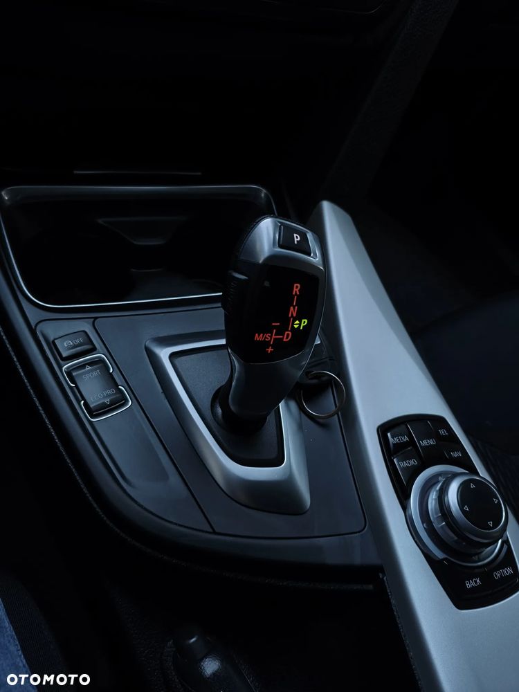 BMW Seria 3 - 10