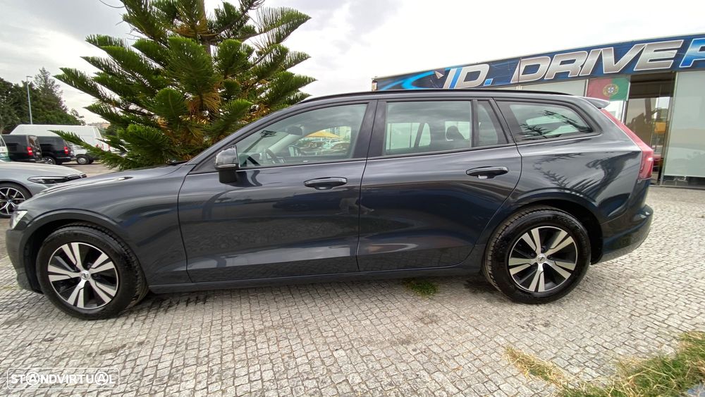 Volvo V60 2.0 D3 Momentum Plus Geartronic - 11