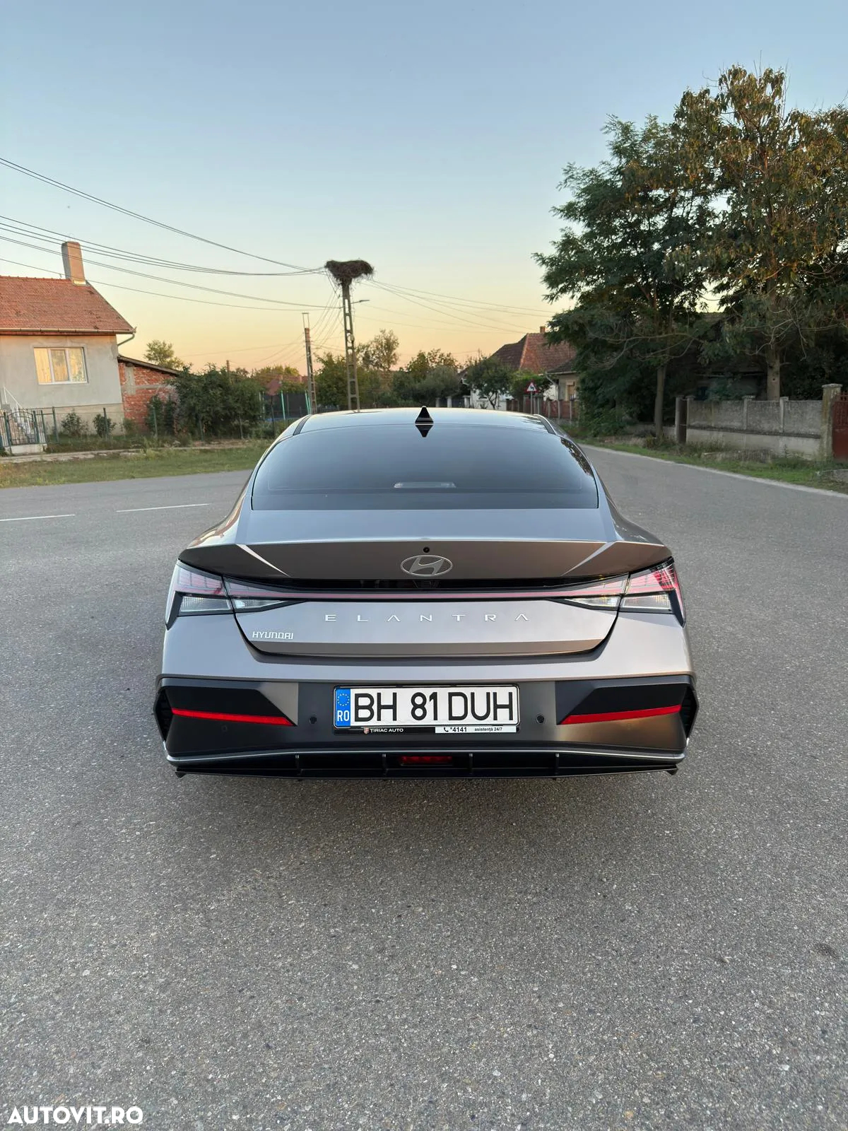 Hyundai Elantra 1.6 l 123 CP 6MT Highway - 7