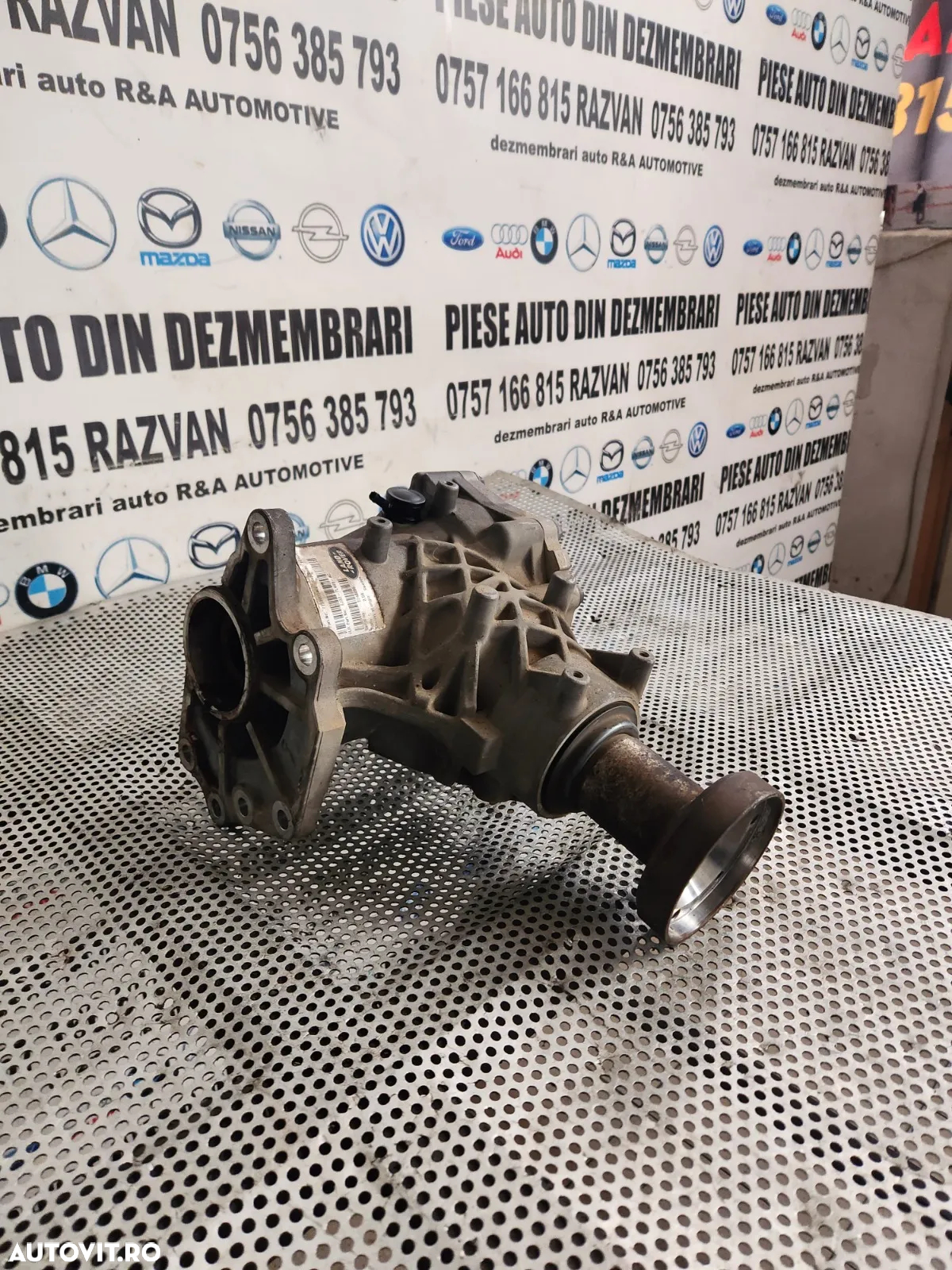 Grup Diferential Fata Reductor Cutie Transfer Land Rover Discovery Sport Range Rover Evoque 2.0 Diesel 2.2 Diesel Raport 2.58 Cod EJ32-7L486-AC *Garantie* - Dezmembrari Arad - 4