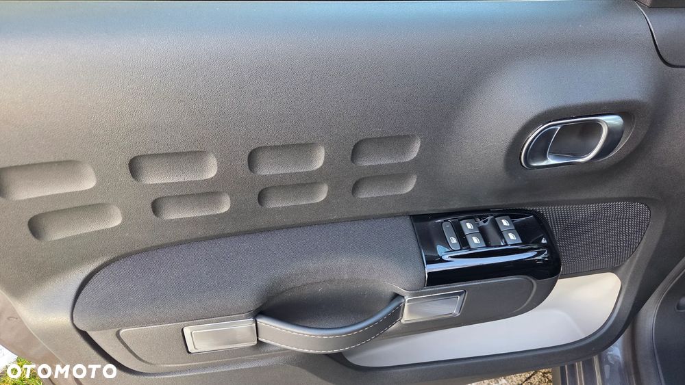 Citroën C3 1.2 PureTech Shine - 11