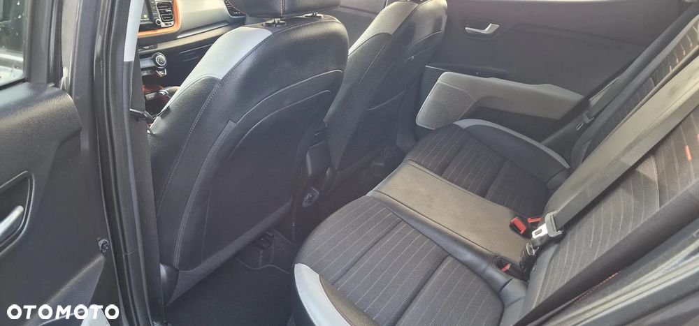 Kia Stonic 1.0 T-GDI 120 DCT OPF Edition 7 - 24