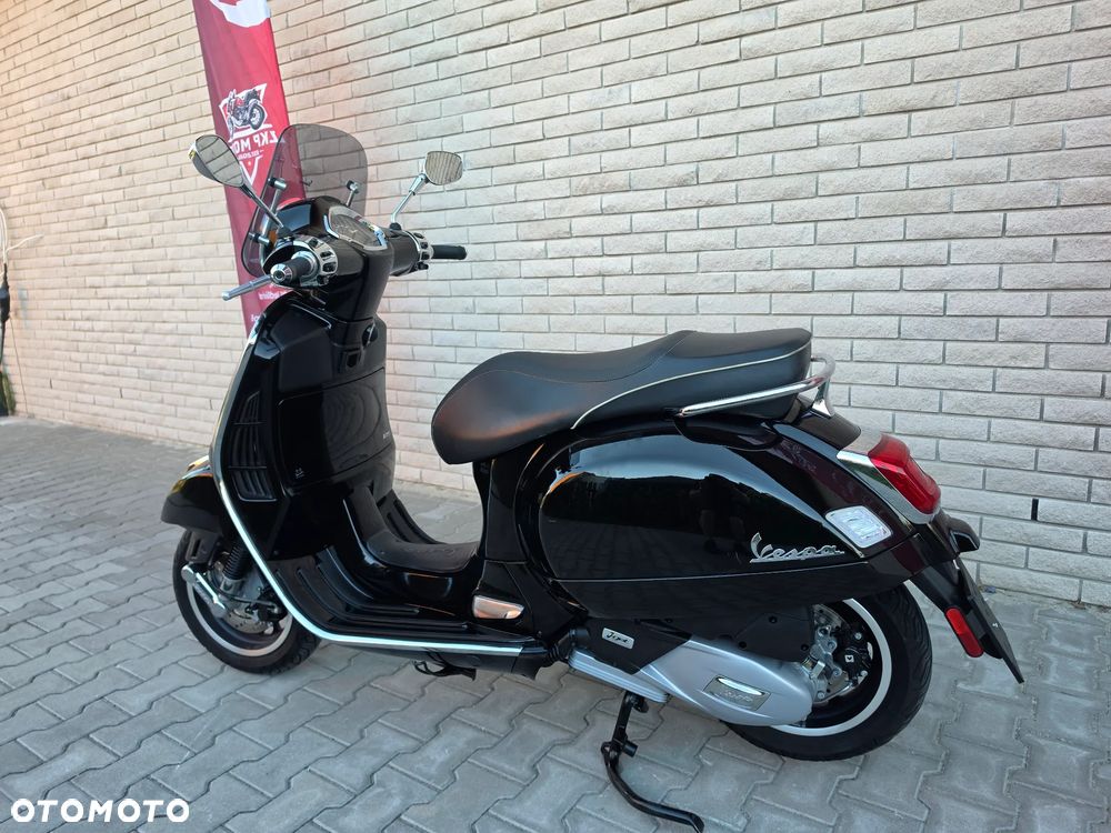 Vespa GTS - 15