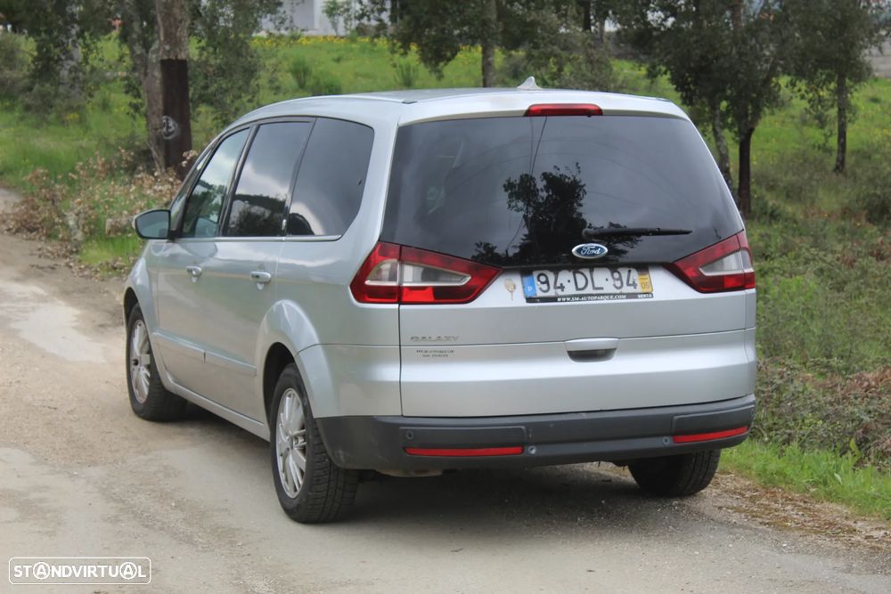 Ford Galaxy 1.8 TDCi Ghia - 4