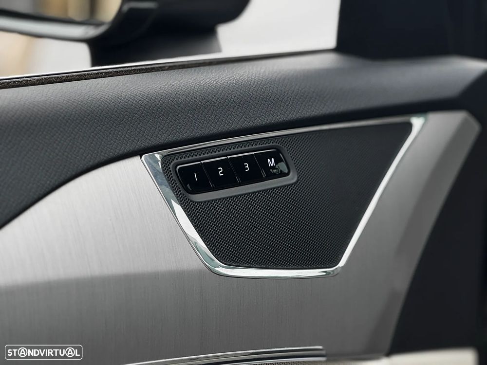 Volvo XC 90 2.0 T8 PHEV Momentum AWD - 20