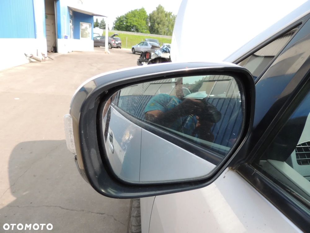 Lusterko prawe Mitsubishi Grandis - 4