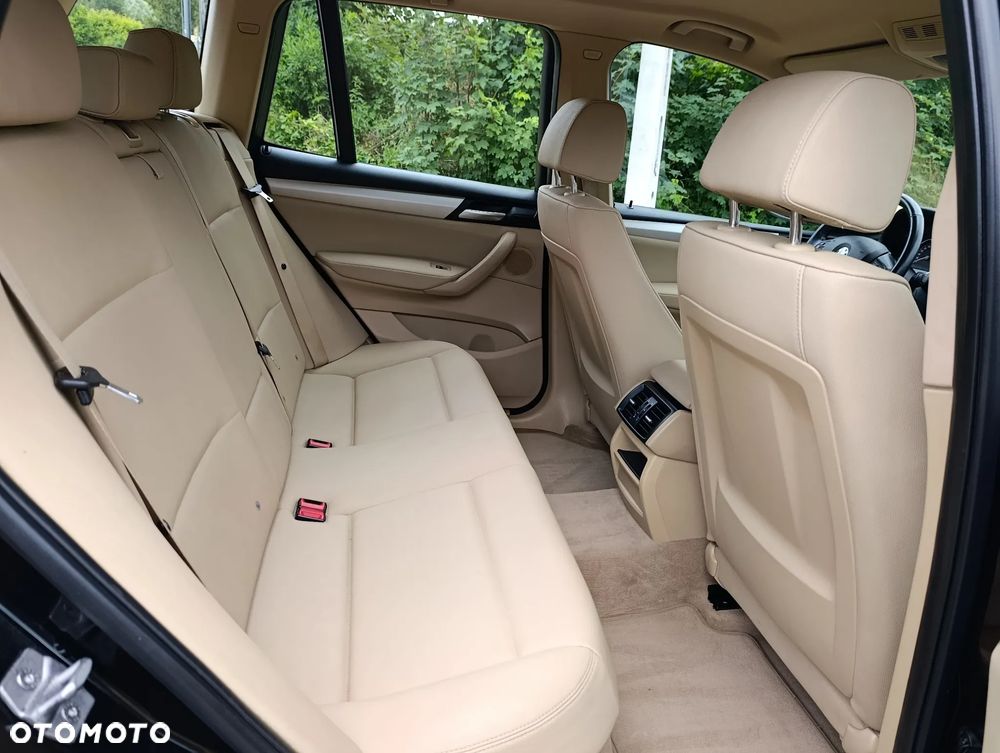 BMW X3 xDrive20i - 17