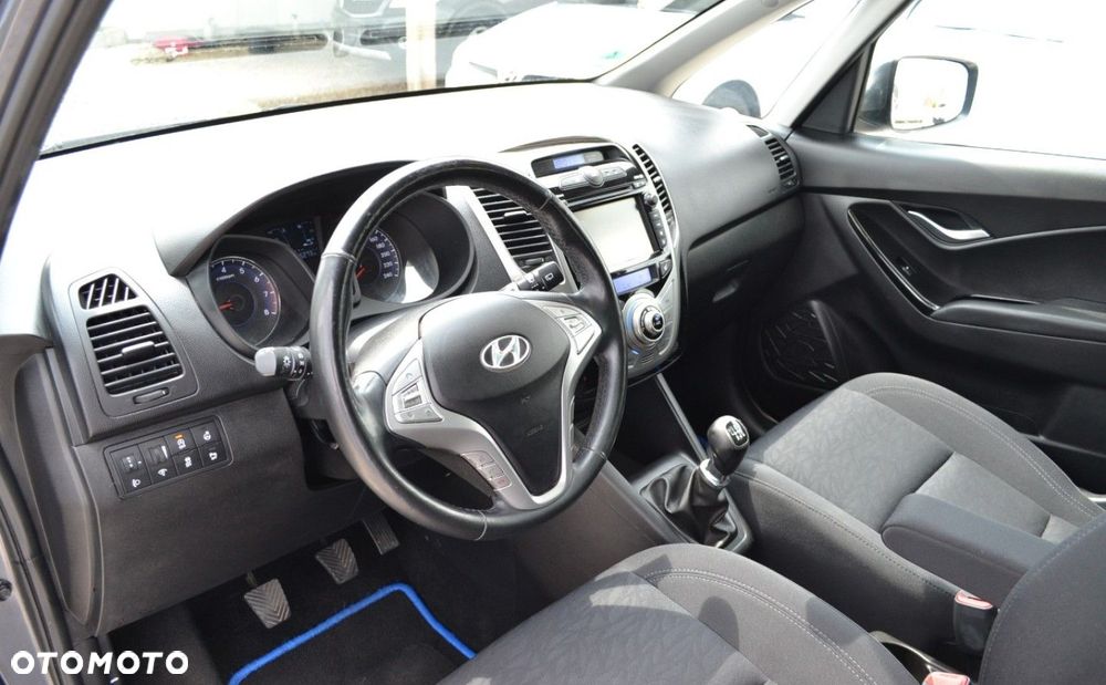 Hyundai ix20 1.6 Comfort - 19