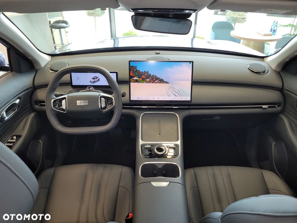 Geely Starray EM-i 1.5 PHEV Pro - 11