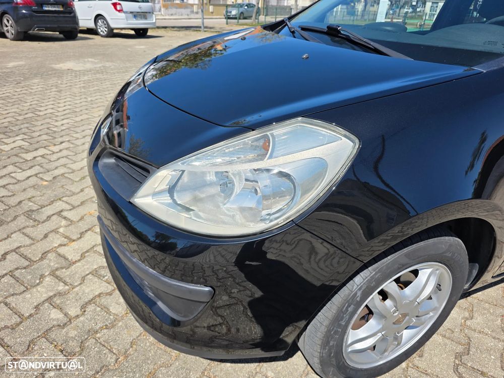 Renault Clio 1.2 16V Confort Dynamique - 23