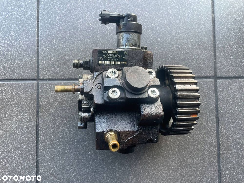POMPA WTRYSKOWA 1.6 D FORD VOLVO PEUGEOT CITROEN 0445010102 - 2