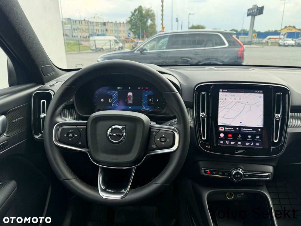 Volvo XC 40 - 18