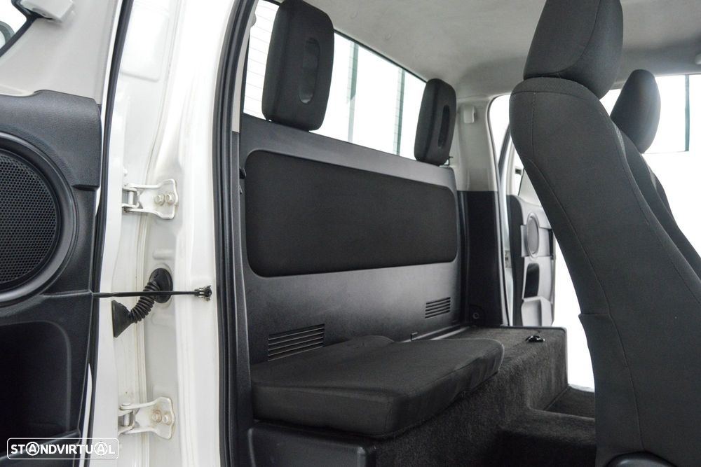 Toyota Hilux 2.4 D-4D 4X2 Cabine Extra 3L - 48