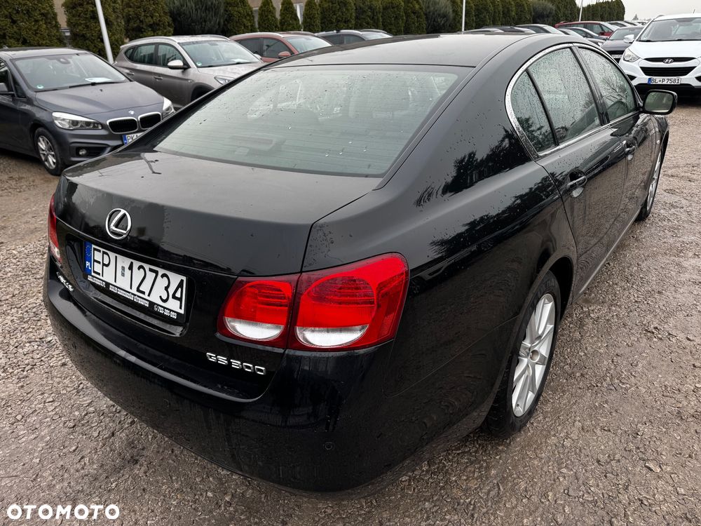 Lexus GS 300 - 11